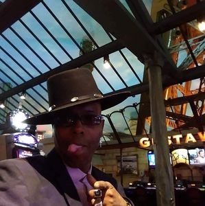 Meet your Posher, Arthur